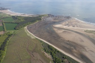 General oblique aerial view of John Muir Country Park, Tyne Sands and St Baldreds Cradle, looking NE.