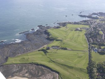 General oblique aerial view of Dunbar, Winterfield Golf Club, looking E.