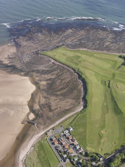 General oblique aerial view of Dunbar, Winterfield Golf Club, looking NE.