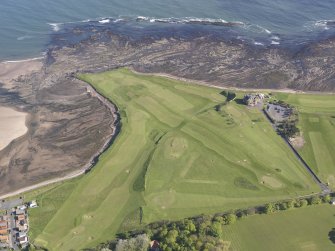 General oblique aerial view of Dunbar, Winterfield Golf Club, looking NE.