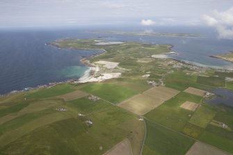 General oblique aerial view centred on the Links of Noltland, looking NE.