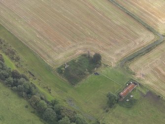 Oblique aerial view of Camilla Castle, looking to the SE.