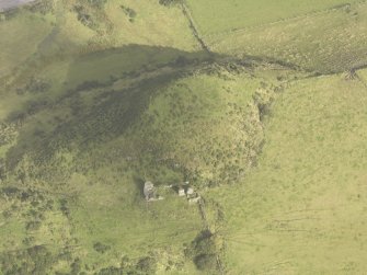 Oblique aerial view of Knockdavie Castle, looking to the N.