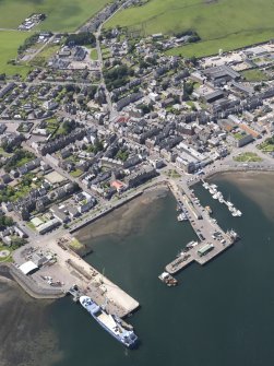 General oblique aerial view of Campbeltown Harbour, looking W.