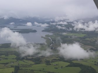 General oblique aerial view of Endrick Water and Loch Lomond, looking NW.