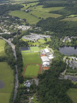 Oblique aerial view of the Gannochy Sports Centre, University of Stirling, looking N.