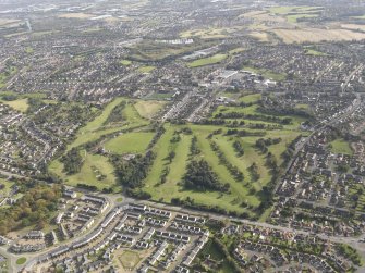 Oblique aerial view of Falkirk Tryst Golf Course, taken from the NW.