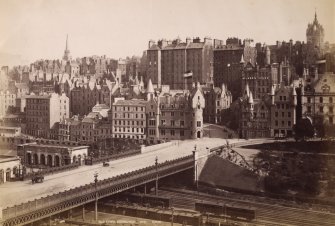 Edinburgh, view of Old Town looking across railway tracks.
Titled: 'Old Town, Edinburgh, 1119 G.W.W.'
PHOTOGRAPH ALBUM No.195: George Washington Wilson Album, p.131.