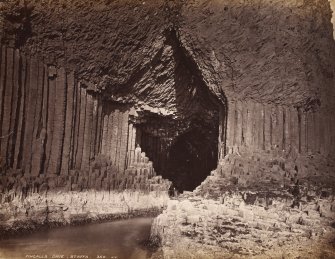 General view of Fingal's Cave, Staffa