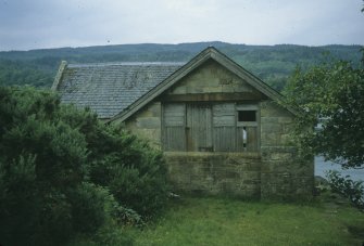 Back (east) gable of Achranich boathouse, showing the timber shuttering in 1998, before the storm damage of January 2002. (Paula Martin)