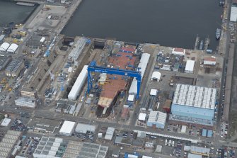 General oblique aerial view of Rosyth Dockyard centred on the Goliath Crane, looking to the SSW.
