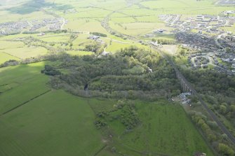 Oblique aerial view of Cumnock Bank Viaduct, looking to the ESE.