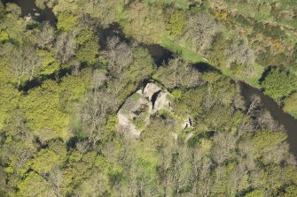 Oblique aerial view of Ravenscraig Castle, looking to the N.