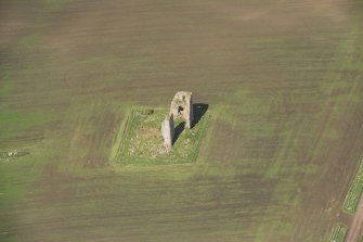 Oblique aerial view of Fedderate Castle, looking to the NNW.