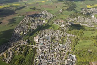 Oblique aerial view of Ellon, looking to the W.