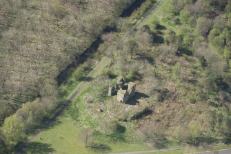 Oblique aerial view of Lochore Castle, looking to the E.
