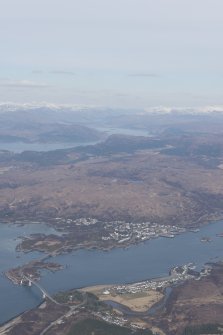 General oblique aerial view of Kyleakin and Kyle of Lochalsh, looking NE.