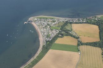 General oblique aerial view of Cromarty, looking to the NE.