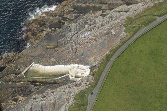 Oblique aerial view of Trinkie Bathing Pool, looking S.