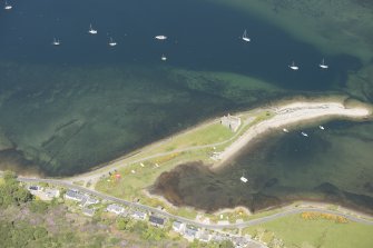 Oblique aerial view of Lochranza Castle and fish trap, looking to the N.