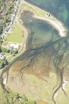 Oblique aerial view of Lochranza Fish Trap and Lochranza Castle, looking to the NW.