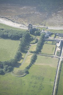 Oblique aerial view of Thurso Castle and East Mains farmstead, looking to the WNW.