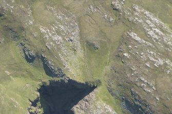 Oblique aerial view of the enclosure at Creag Gharbh, looking to the SW.
