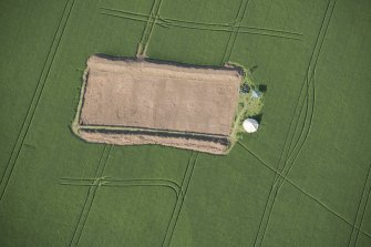 Oblique aerial view centred on the Glasgow University excavations at Leadketty, looking ENE.