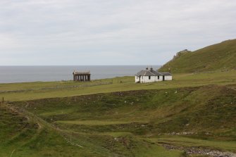 General view of the lodge and mausoleum.