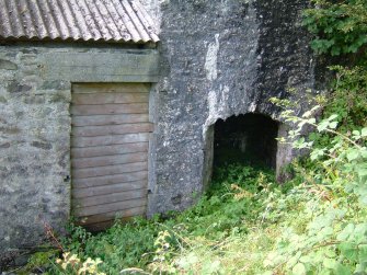The outer draw-hole of the right-hand pot of Kiln B, with the fore-shed abutting on the left. (Paula Martin)