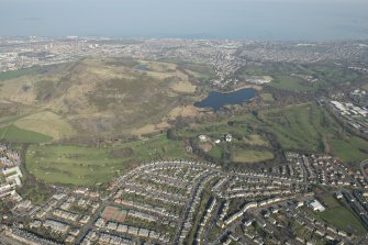 General oblique aerial view of Prestonfield Golf Course, Arthur's seat and Holyrood Park centred on Duddingston Loch, looking to the N.