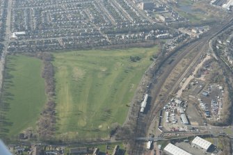 Oblique aerial view of Portobello Golf Course, looking to the W.