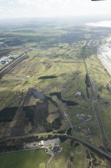 Oblique aerial view of Dundonald Links Golf Course and Kilmarnock Barassie Golf Course, looking S.
