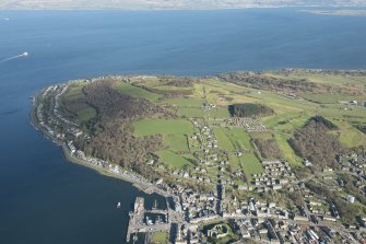 General oblique aerial view of the Graigmore area of Rothesay and Rothesay Golf Course, looking to the E.