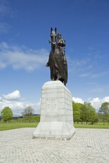 General view of the Robert The Bruce Statue, looking north north west.