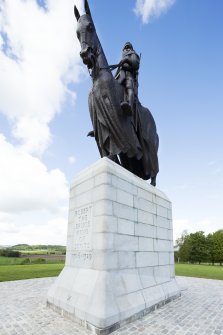 General view of the Robert The Bruce Statue, looking north west.