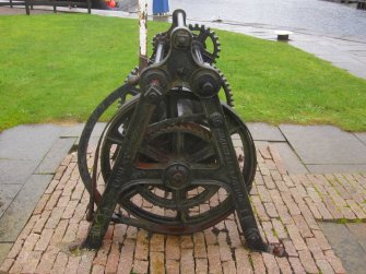 Crab winch end view showing embossed makers name Lumley Shadwell London looking west