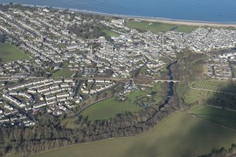 General oblique aerial view of Nairn, looking NNW.