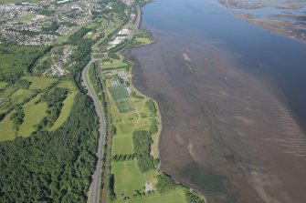 General oblique aerial view of Port Glasgow,  the timber ponds at Kelburn Park and Finlaystone Point, looking WSW.