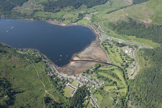 General oblique aerial view of Lochgoilhead and the golf course, looking SW.