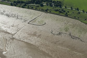 Oblique aerial view of the fish traps, looking SSE.