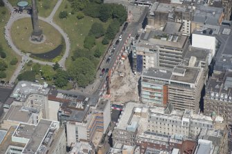 Oblique aerial view of 8 St Andrew Square and 21 South St David Street, looking NNE.