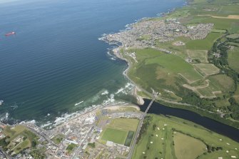 General oblique aerial view centred on Banff Bridge with Banff in the foreground and MacDuff beyond, looking ENE.