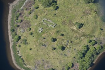 Oblique aerial view of St Finnan's Chapel, looking NNW.