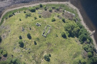 Oblique aerial view of St Finnan's Chapel, looking SW.