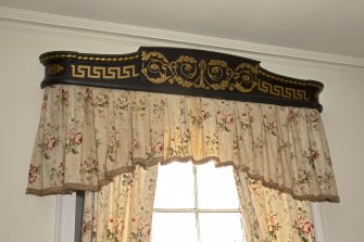 1st floor, south bedroom, detail of pelmet