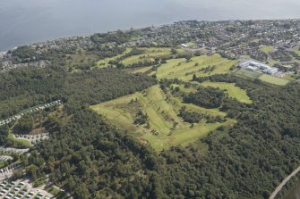 Oblique aerial view of Cowal Golf Course, looking SE.