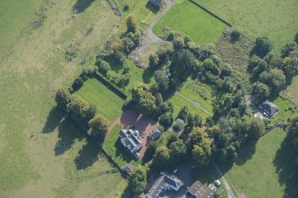 Oblique aerial view of Kilmaronock Castle and Kilmaronock House, looking SE.