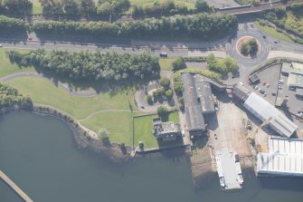Oblique aerial view of Newark Castle, looking S.