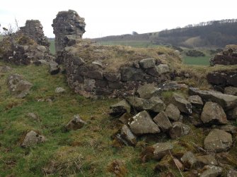 Knockdavie Castle. Detail of the turnpike stair set in the north wall.